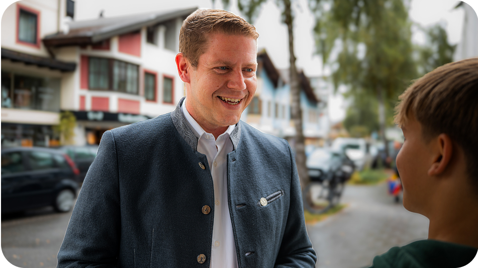 Daniel Schimmer mit jungem Bürger